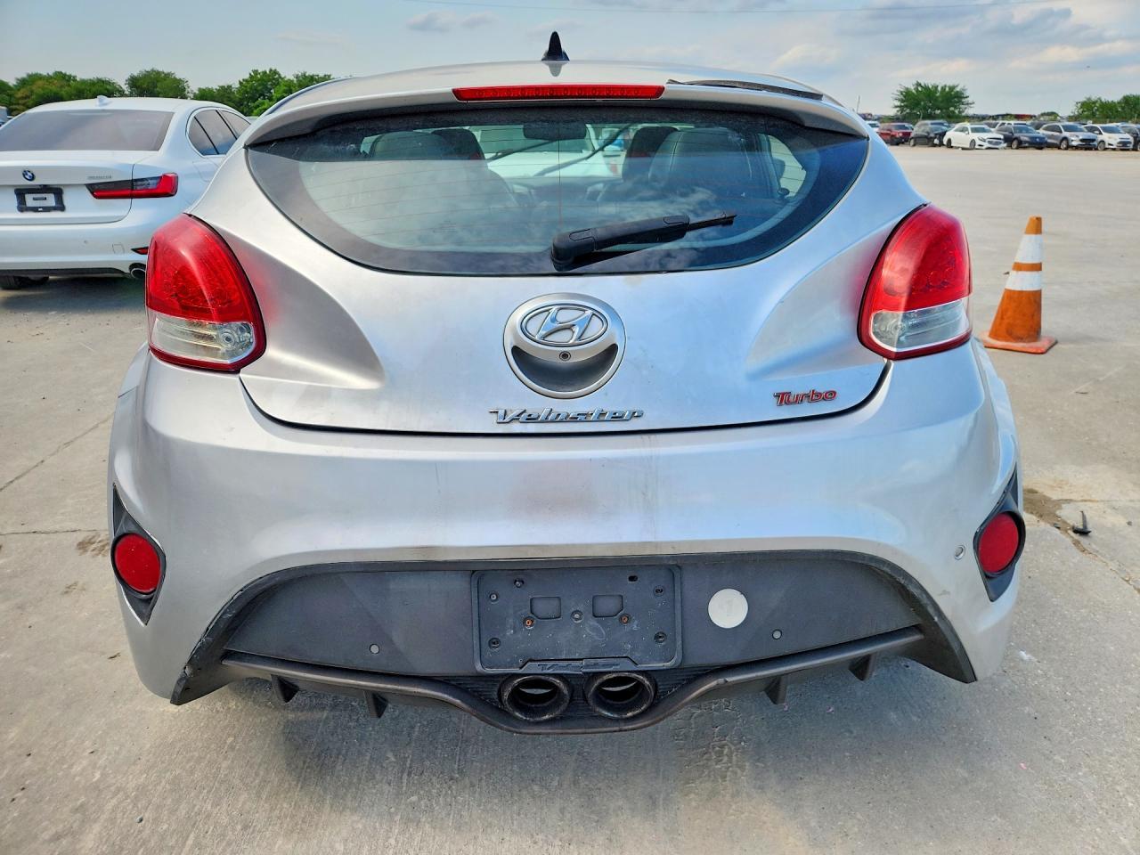 2013 Hyundai Veloster Turbo - zdjęcie 6