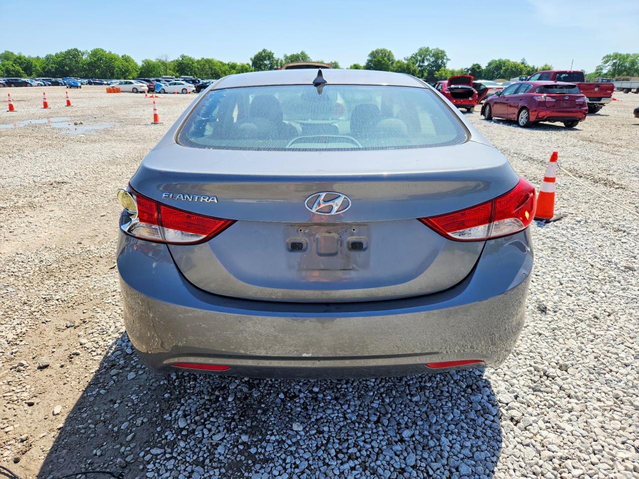 2013 Hyundai Elantra Gls - zdjęcie 6