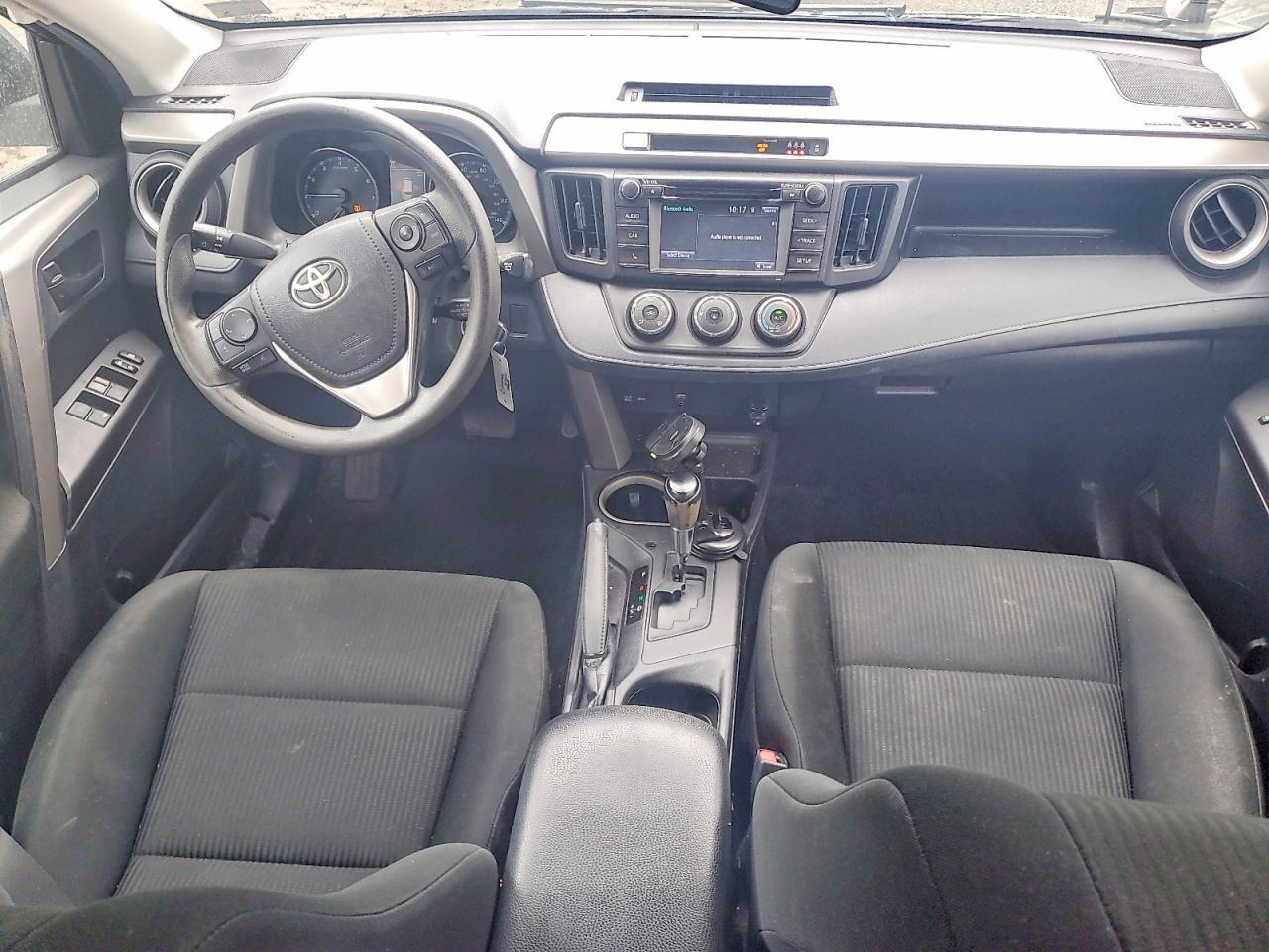 2018 Toyota Rav4 Le - zdjęcie 8