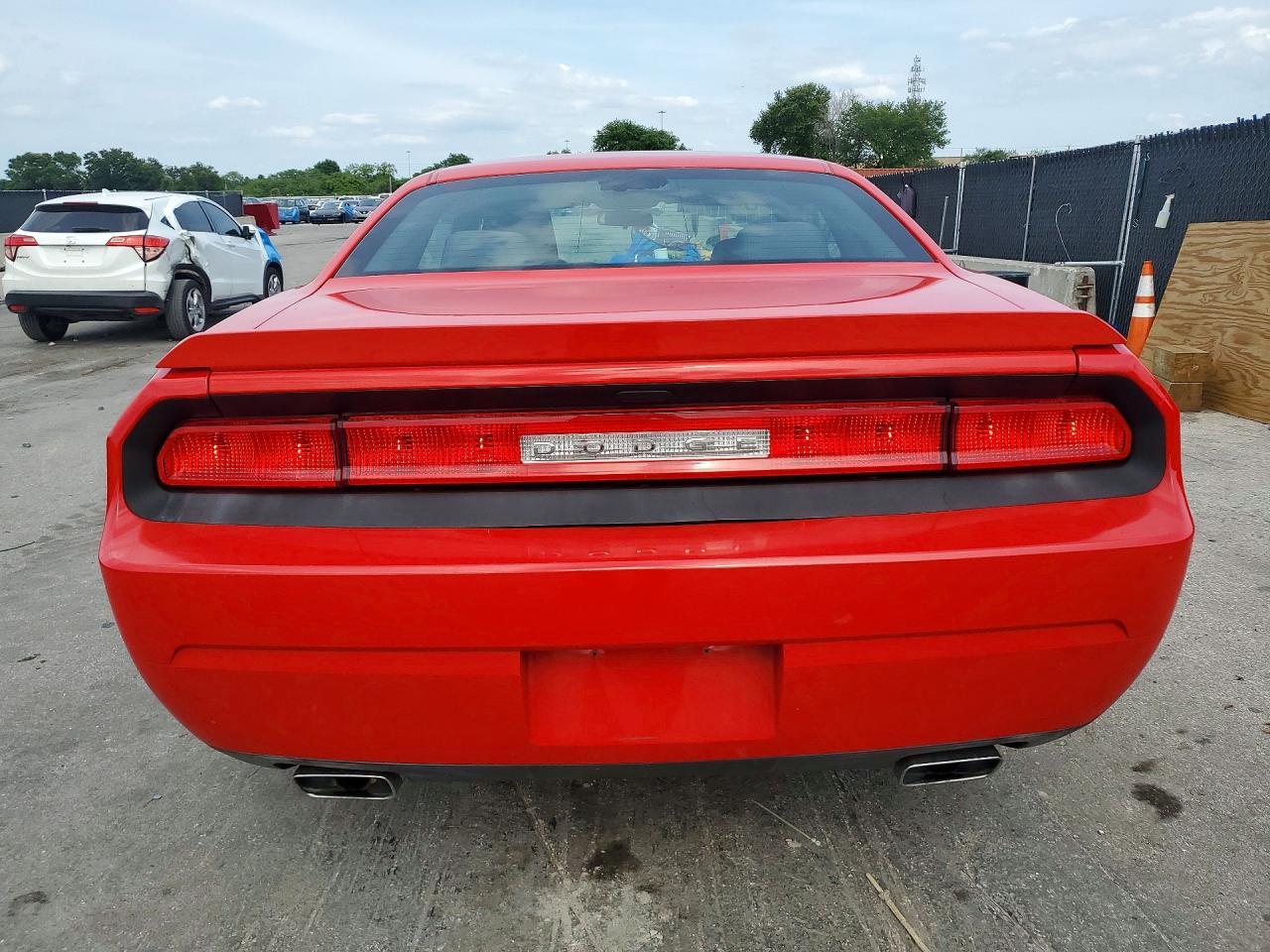 2014 Dodge Challenger Sxt - zdjęcie 6