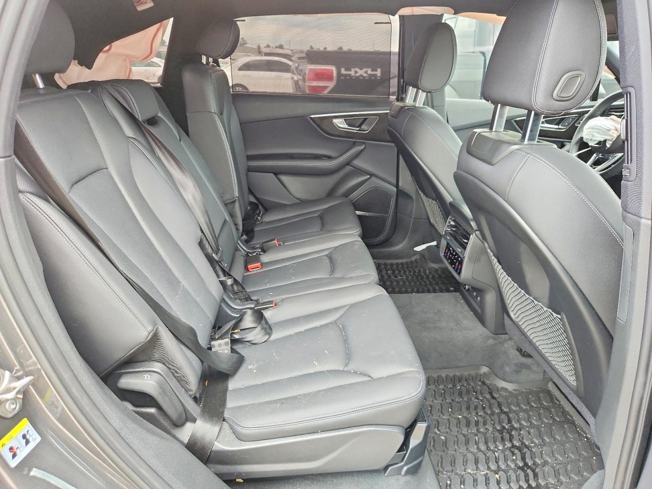 2025 Audi Q7 Premium Plus - zdjęcie 11