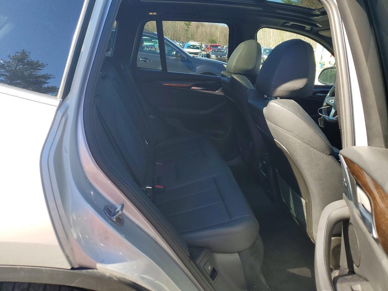 2018 BMW X3 xDrive30I - zdjęcie 11