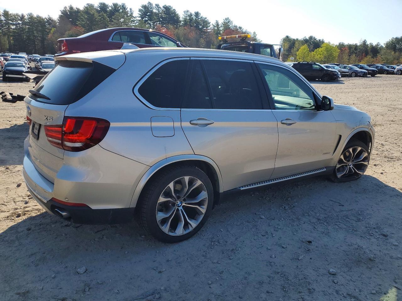 2015 BMW X5 xDrive35I - zdjęcie 3