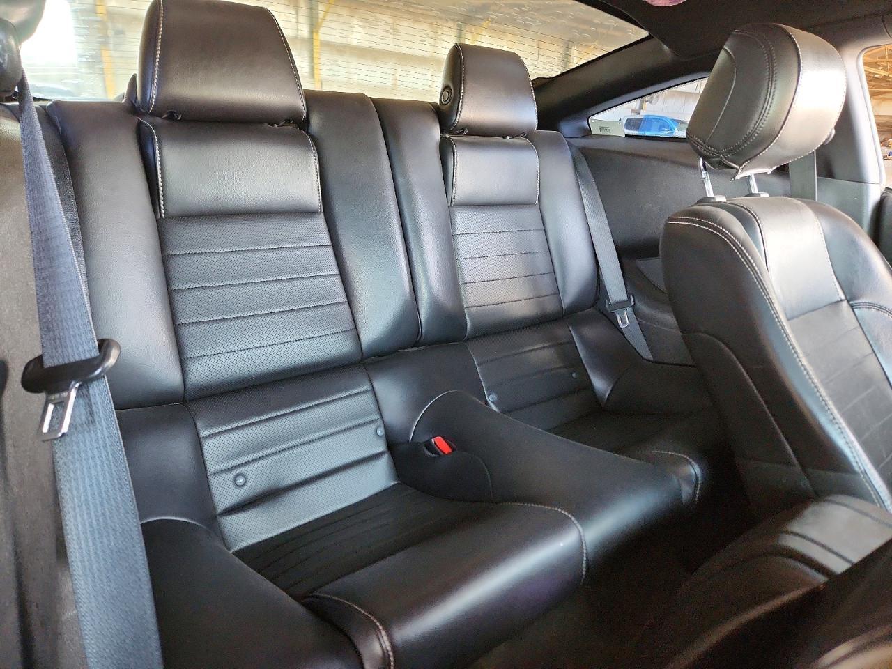 2014 Ford Mustang - zdjęcie 10