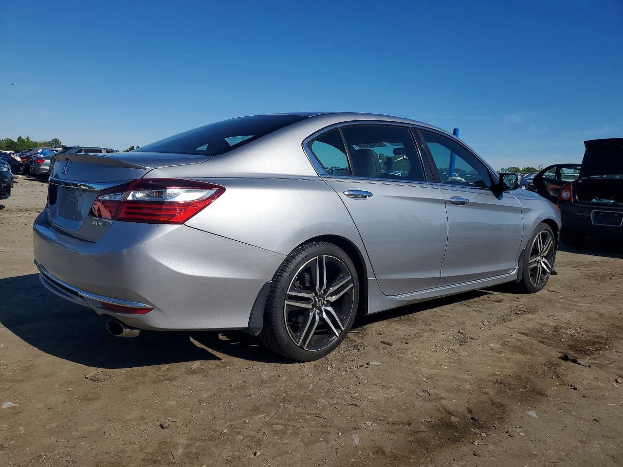 2017 Honda Accord Sport - zdjęcie 3