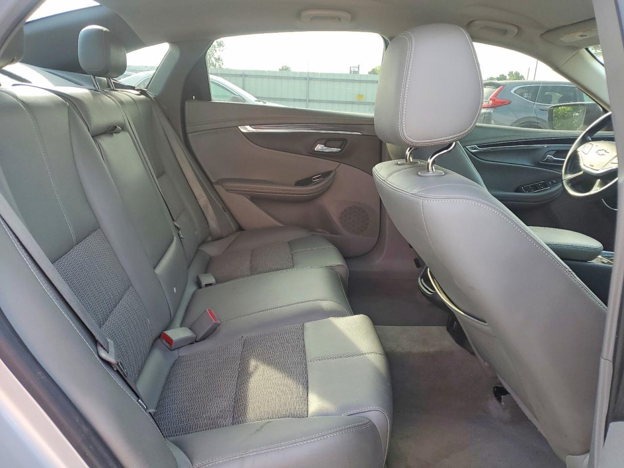 2015 Chevrolet Impala Lt - zdjęcie 10