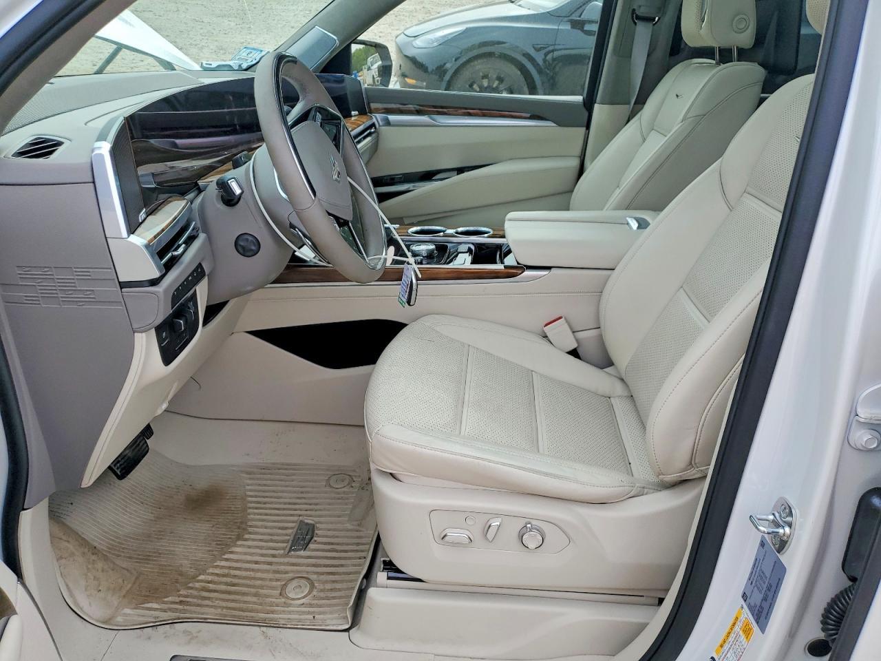 2025 Cadillac Escalade Sport Platinum - zdjęcie 7