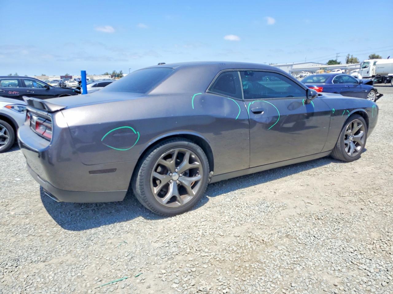 2015 Dodge Challenger Sxt - zdjęcie 3