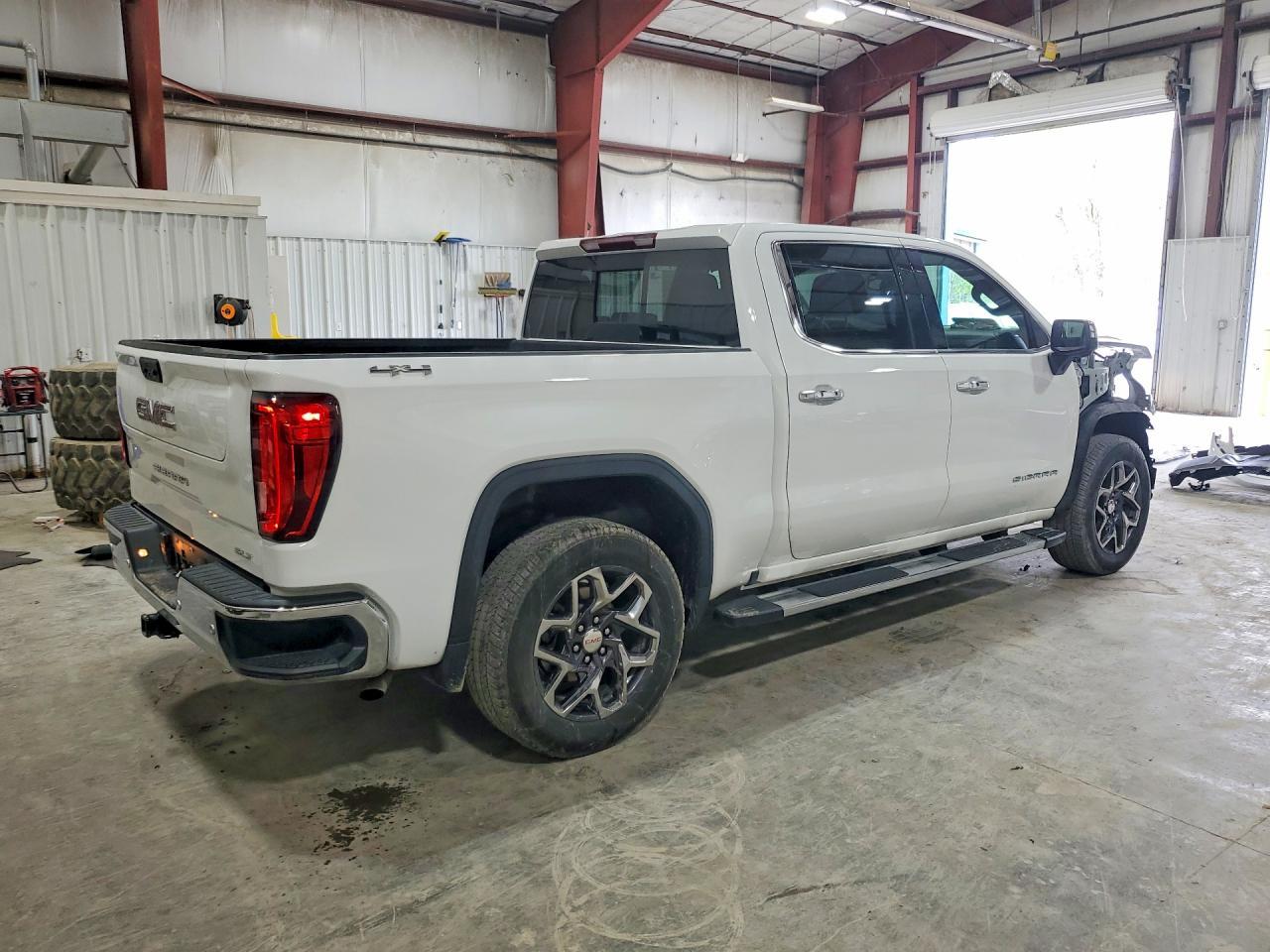 2025 GMC Sierra K1500 Slt - zdjęcie 3