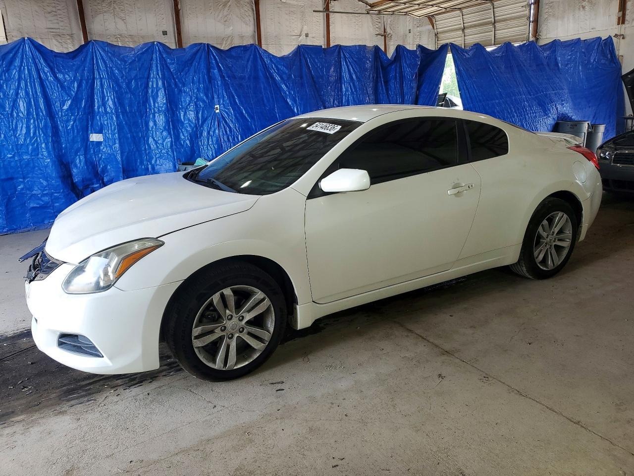 2013 Nissan Altima S - zdjęcie główne