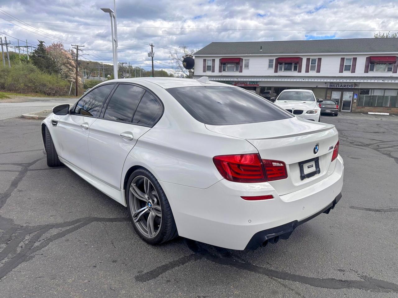 2013 BMW M5 - zdjęcie 3