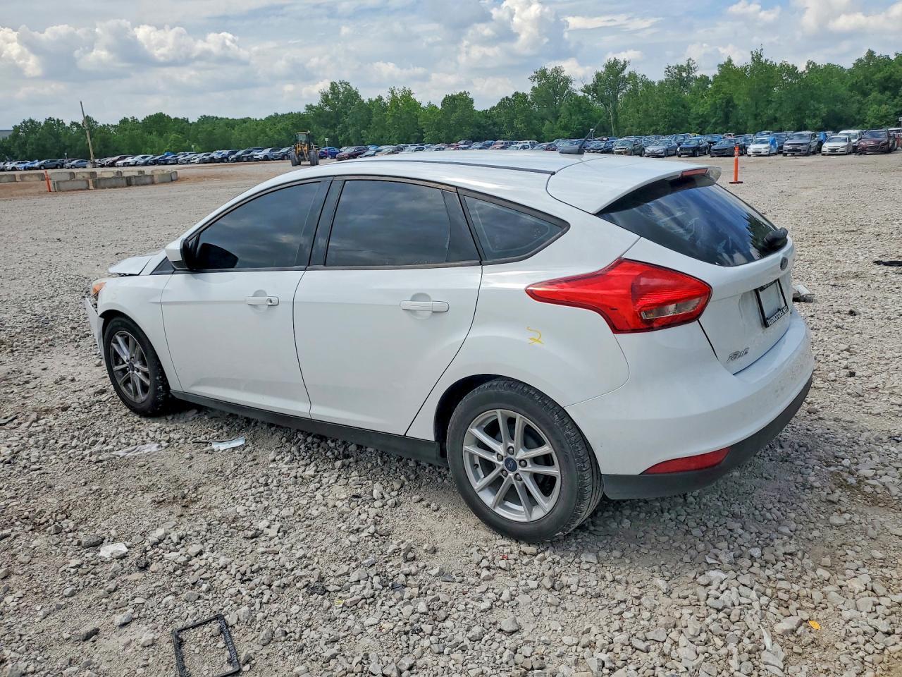 2018 Ford Focus Se - zdjęcie 2