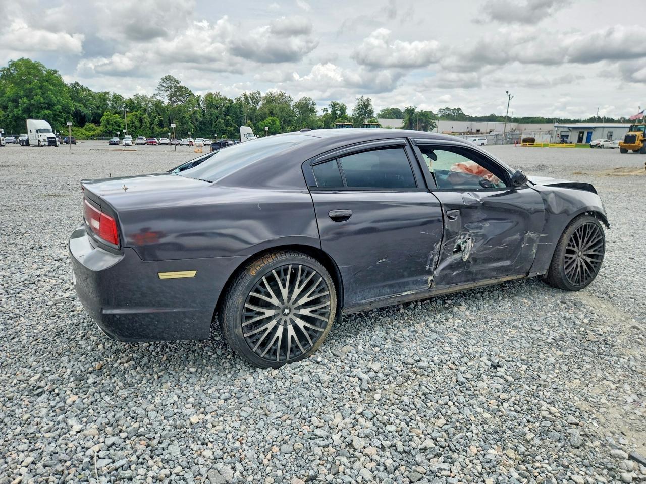 2013 Dodge Charger Se - zdjęcie 3