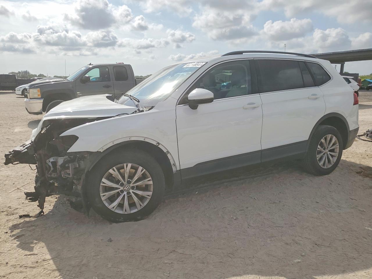 2019 Volkswagen Tiguan Se - zdjęcie główne