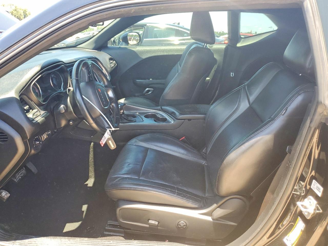 2019 Dodge Challenger - zdjęcie 7