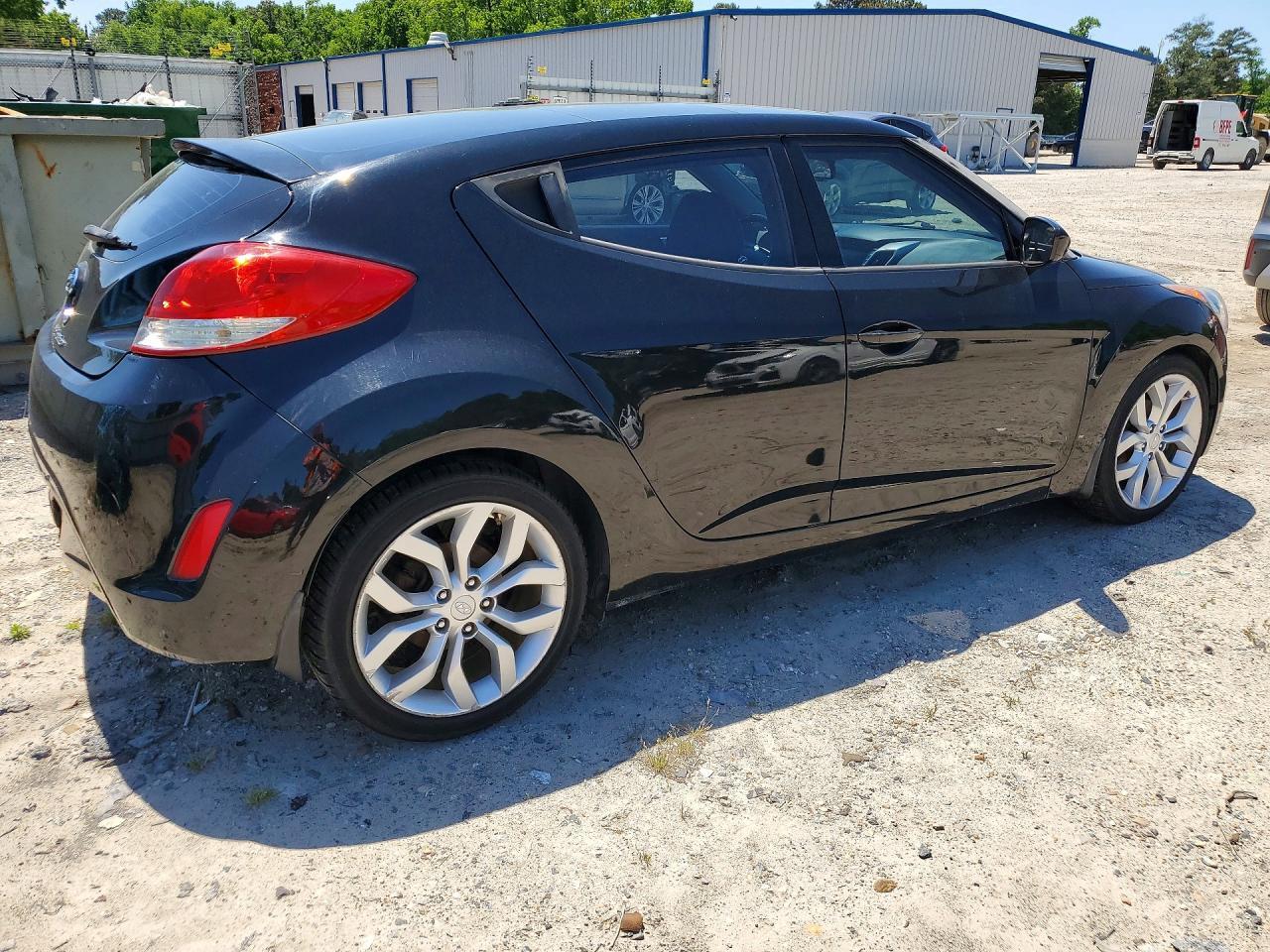 2015 Hyundai Veloster Base - zdjęcie 3