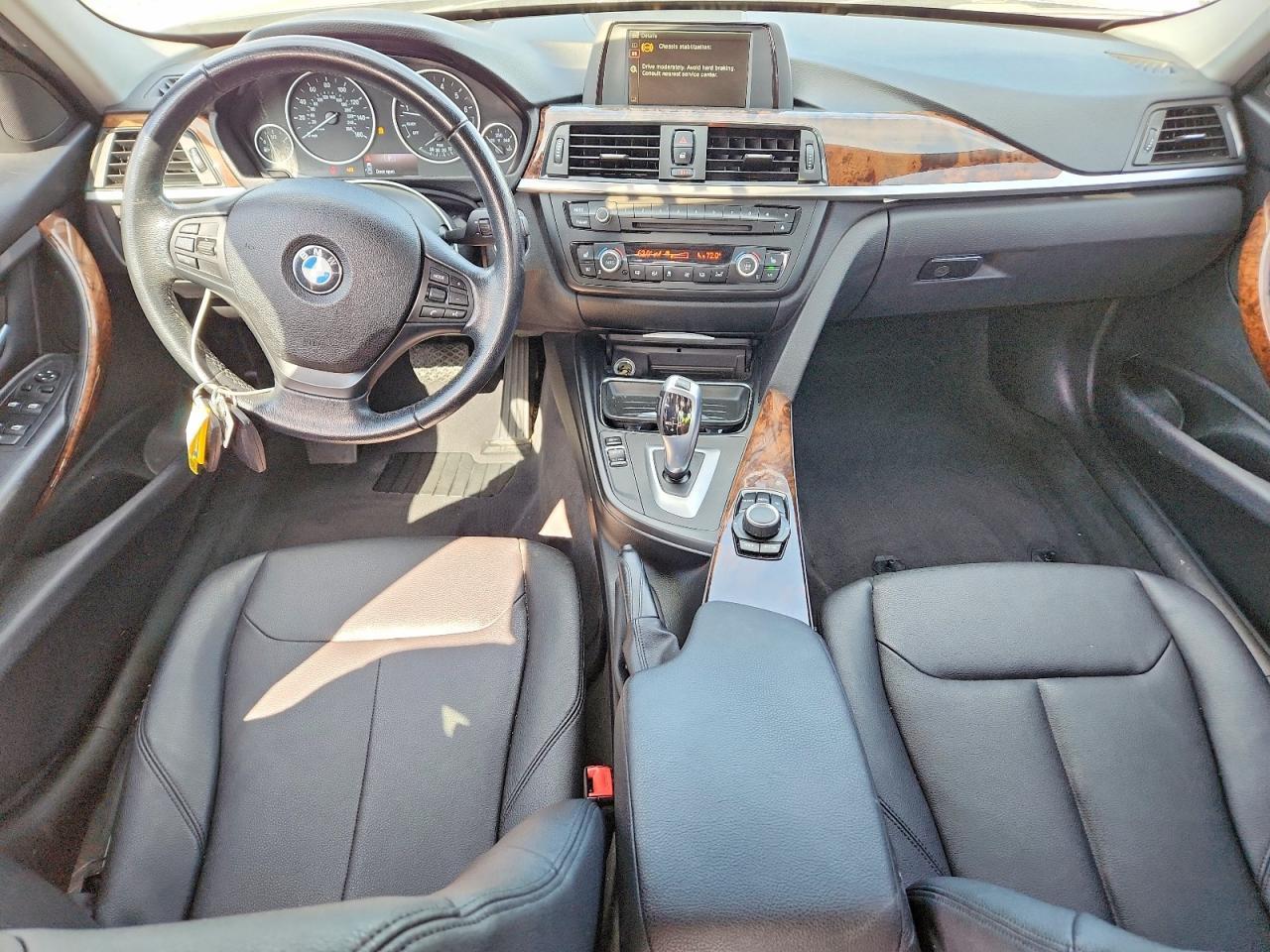2014 BMW 320 I xDrive - zdjęcie 8