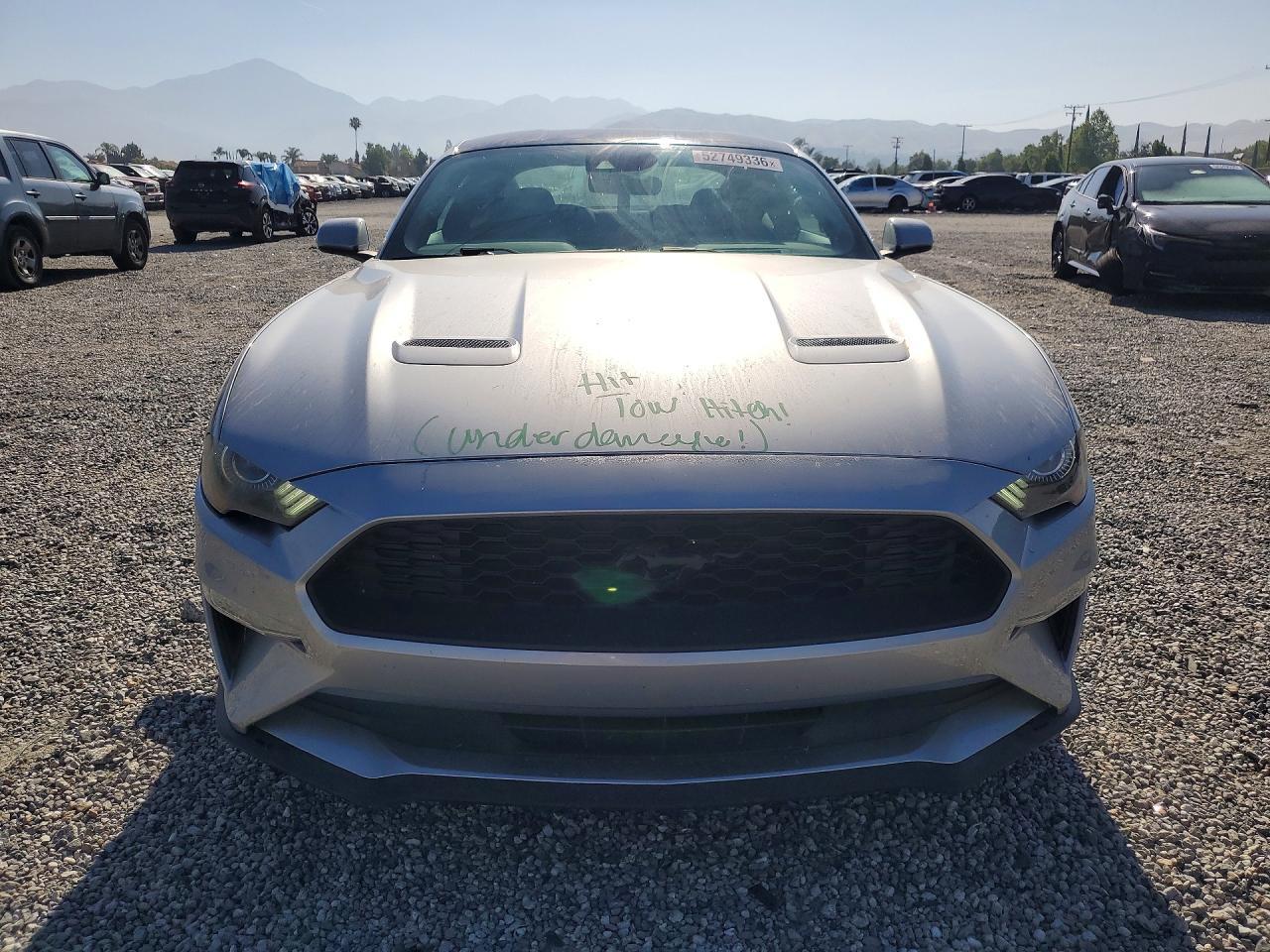 2020 Ford Mustang - zdjęcie 5