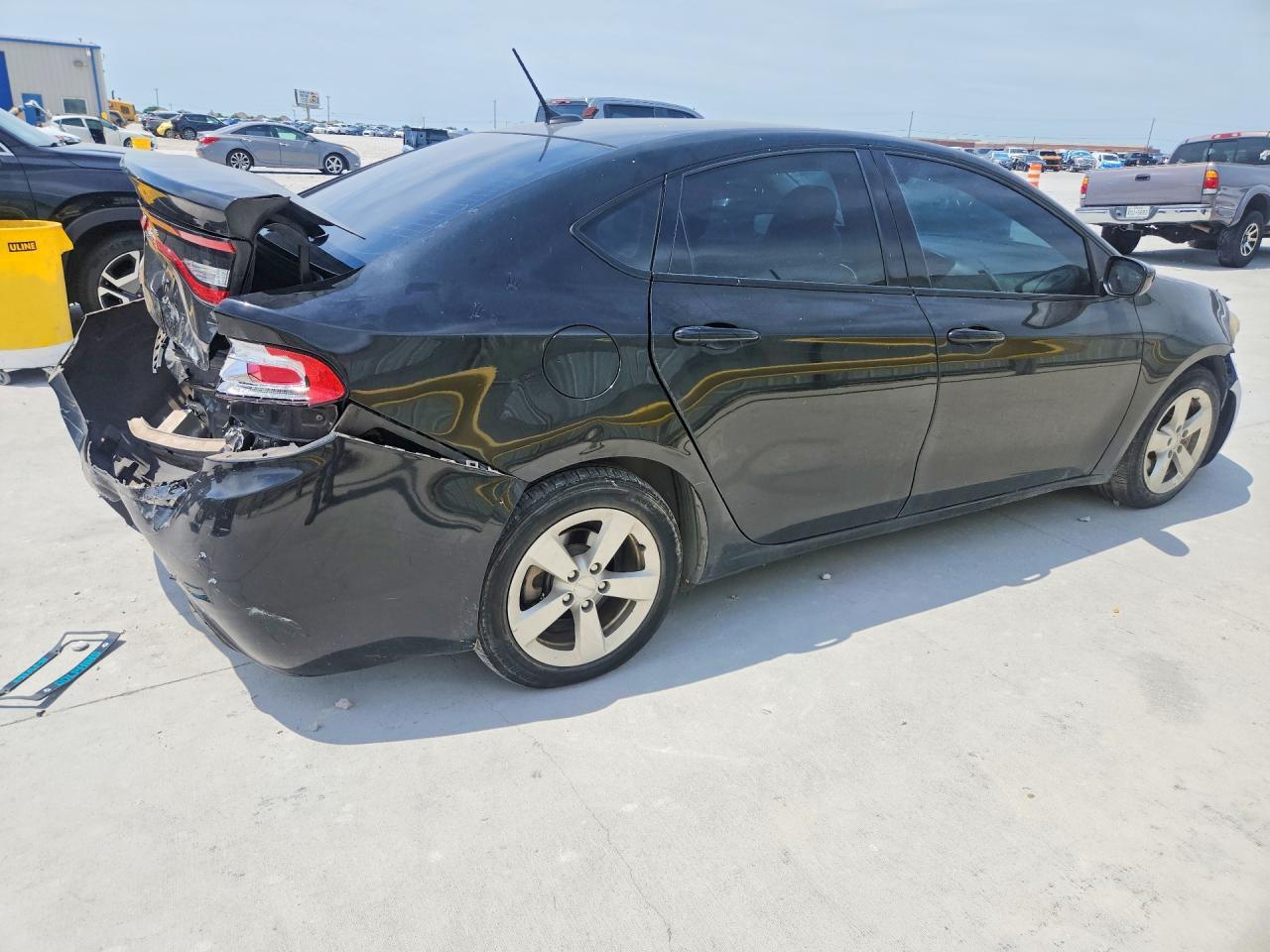 2015 Dodge Dart Sxt - zdjęcie 3