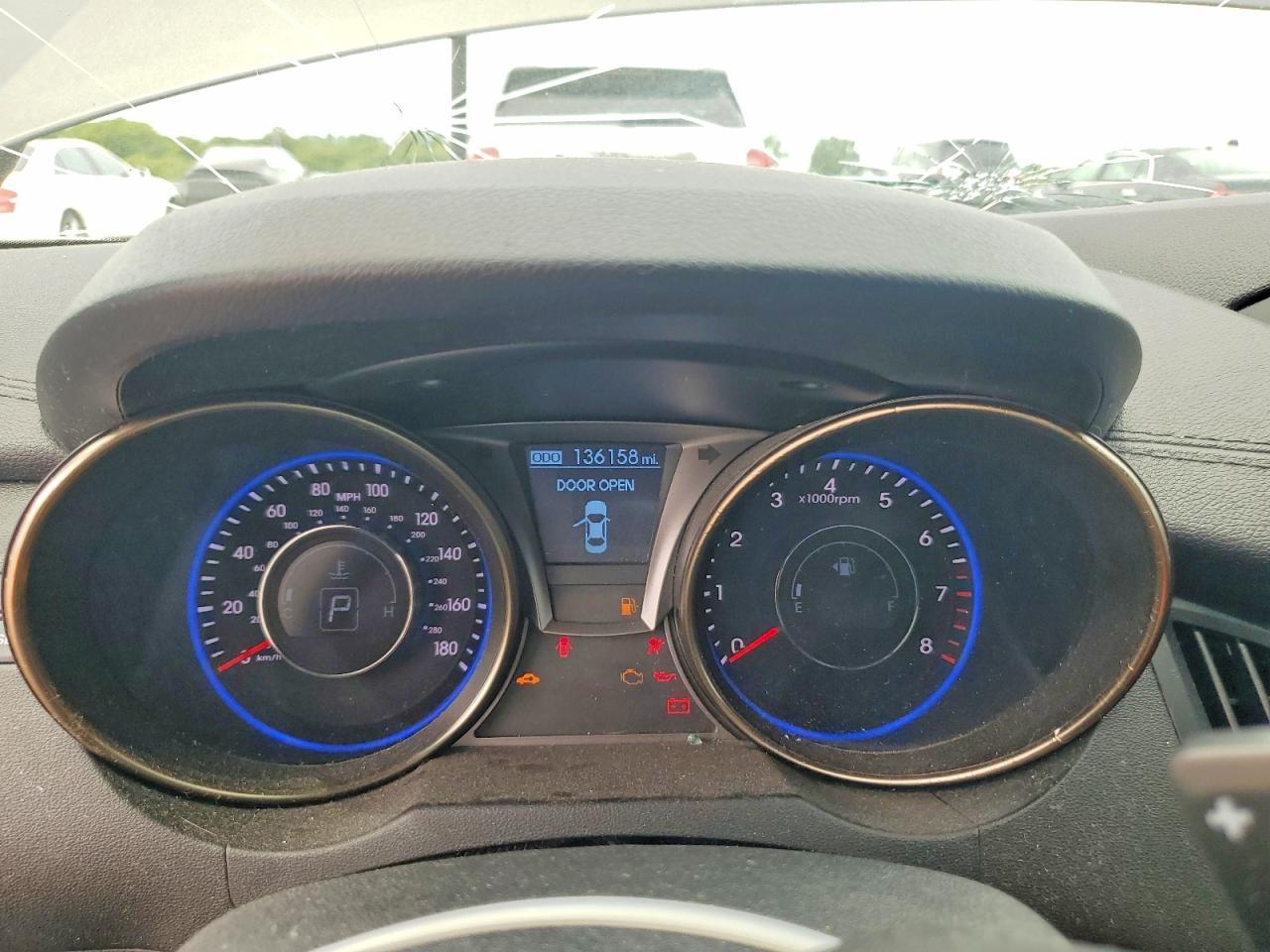 2013 Hyundai Genesis Coupe 3.8L - zdjęcie 9