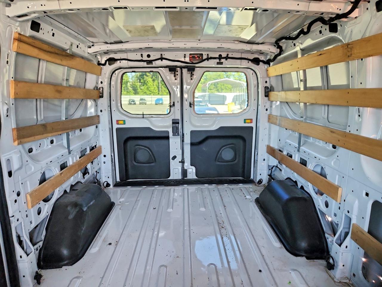 2022 Ford Transit T-250 - zdjęcie 10
