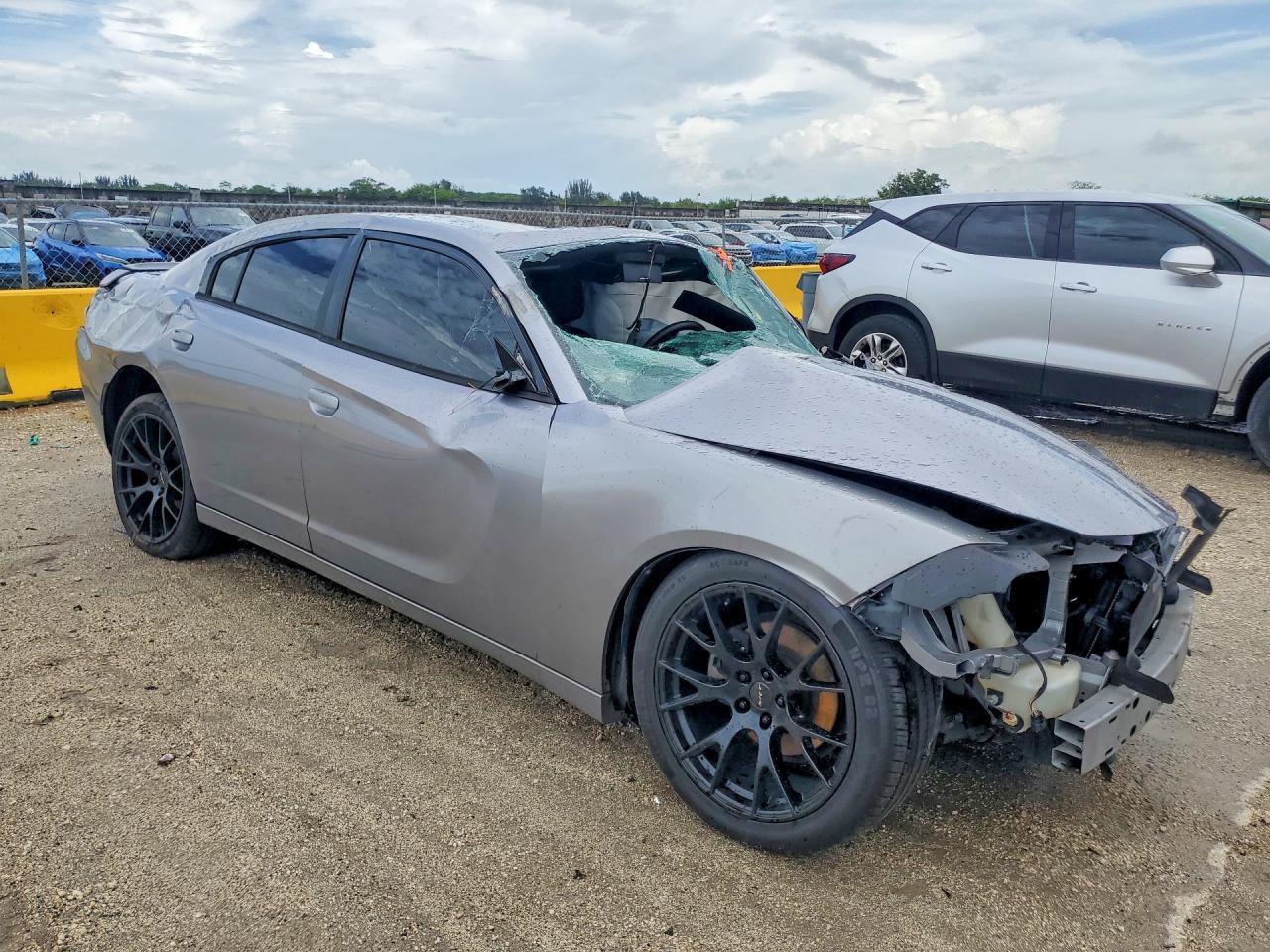 2015 Dodge Charger Se - zdjęcie 4