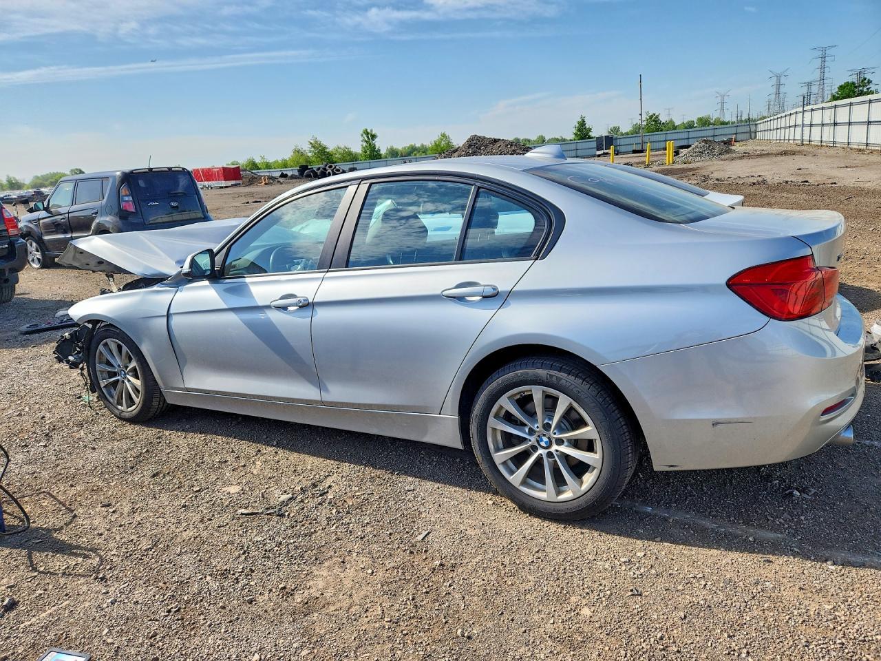2016 BMW 320 Xi - zdjęcie 2