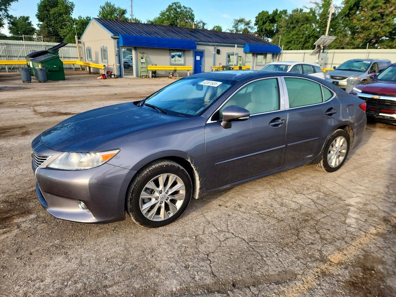 2014 Lexus Es 300H - zdjęcie główne