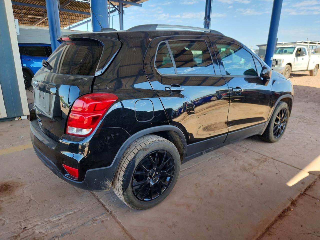 2021 Chevrolet Trax 1Lt - zdjęcie 3