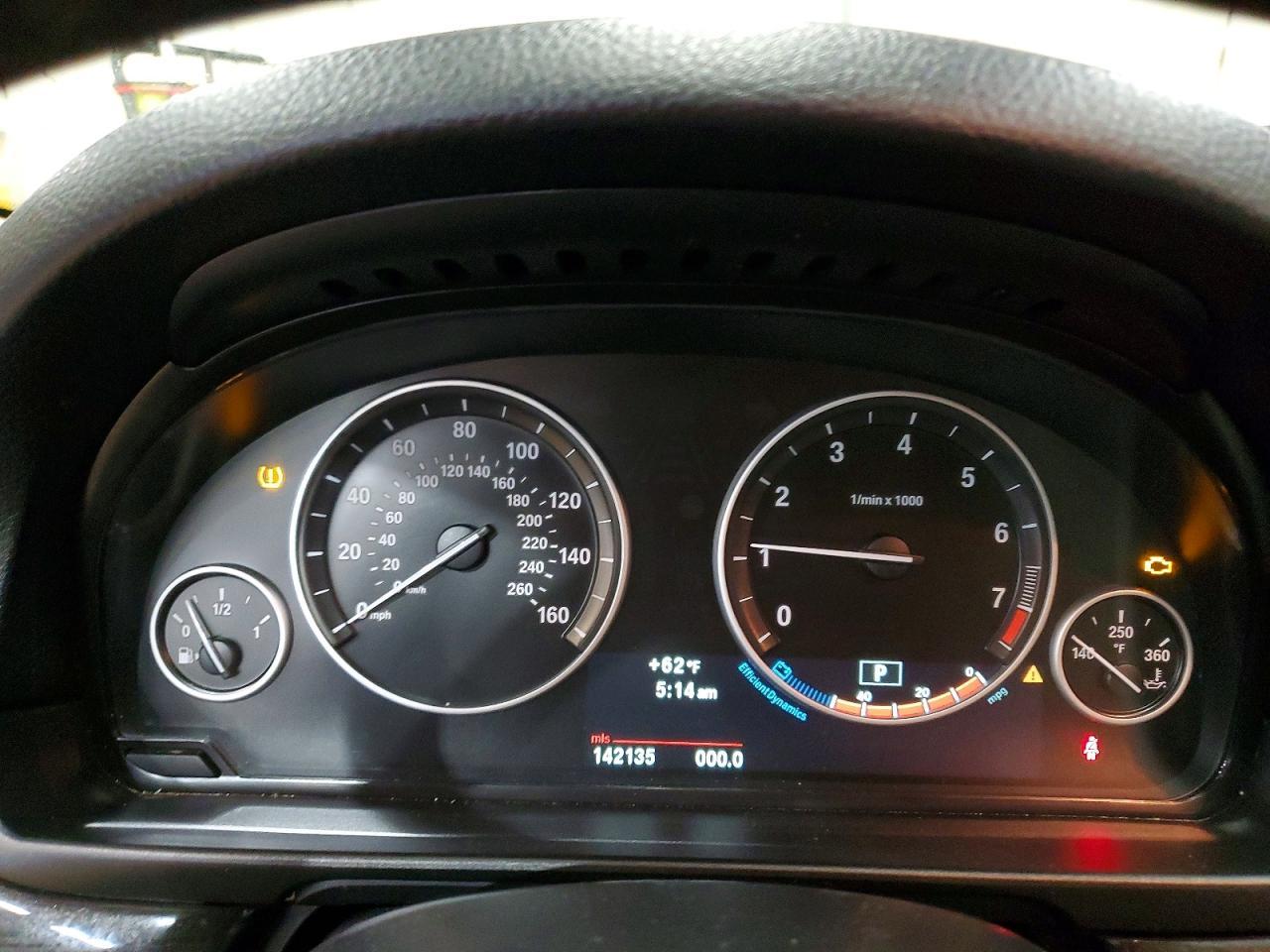 2013 BMW 528 Xi - zdjęcie 9