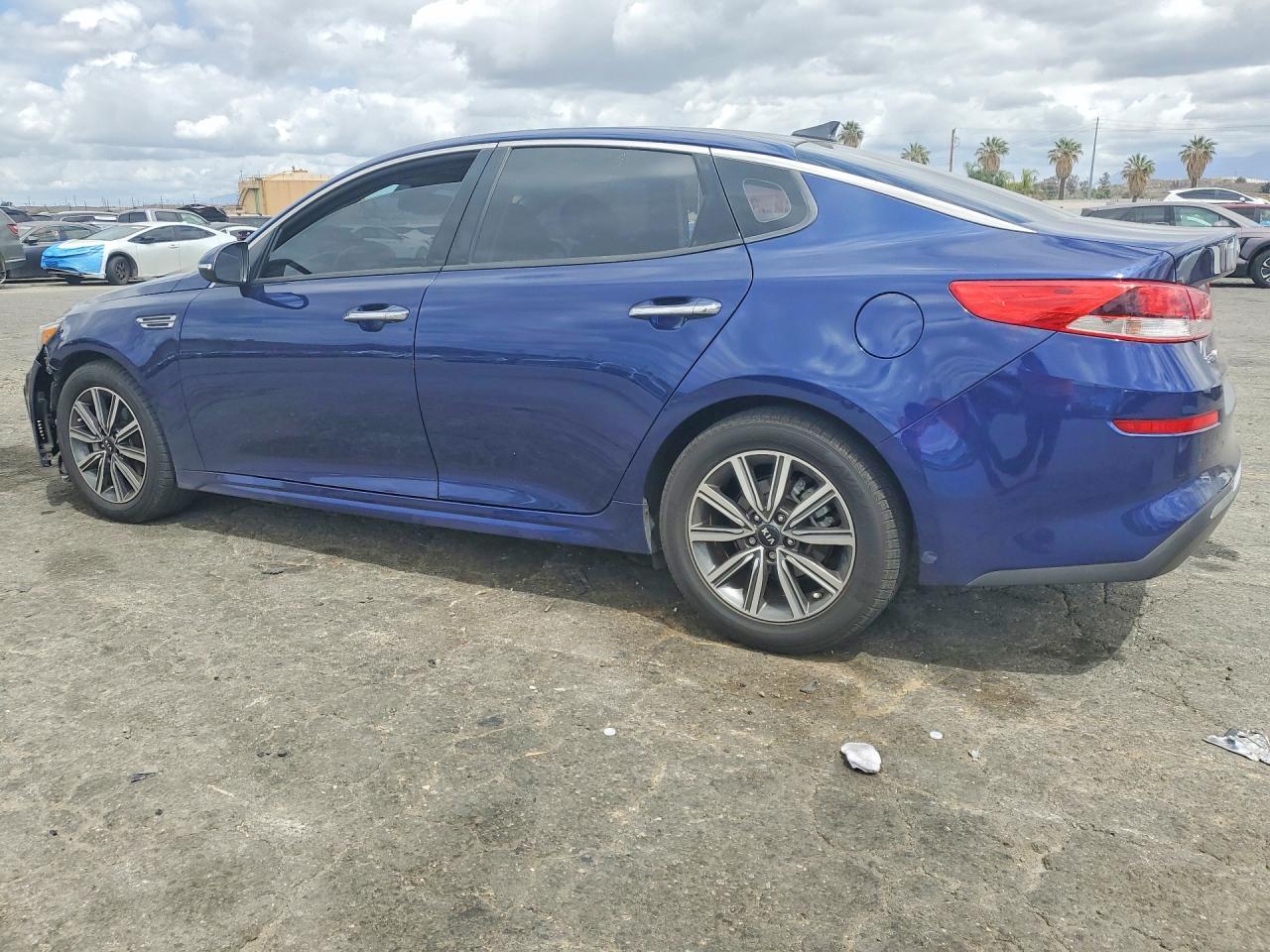 2019 Kia Optima Lx - zdjęcie 2