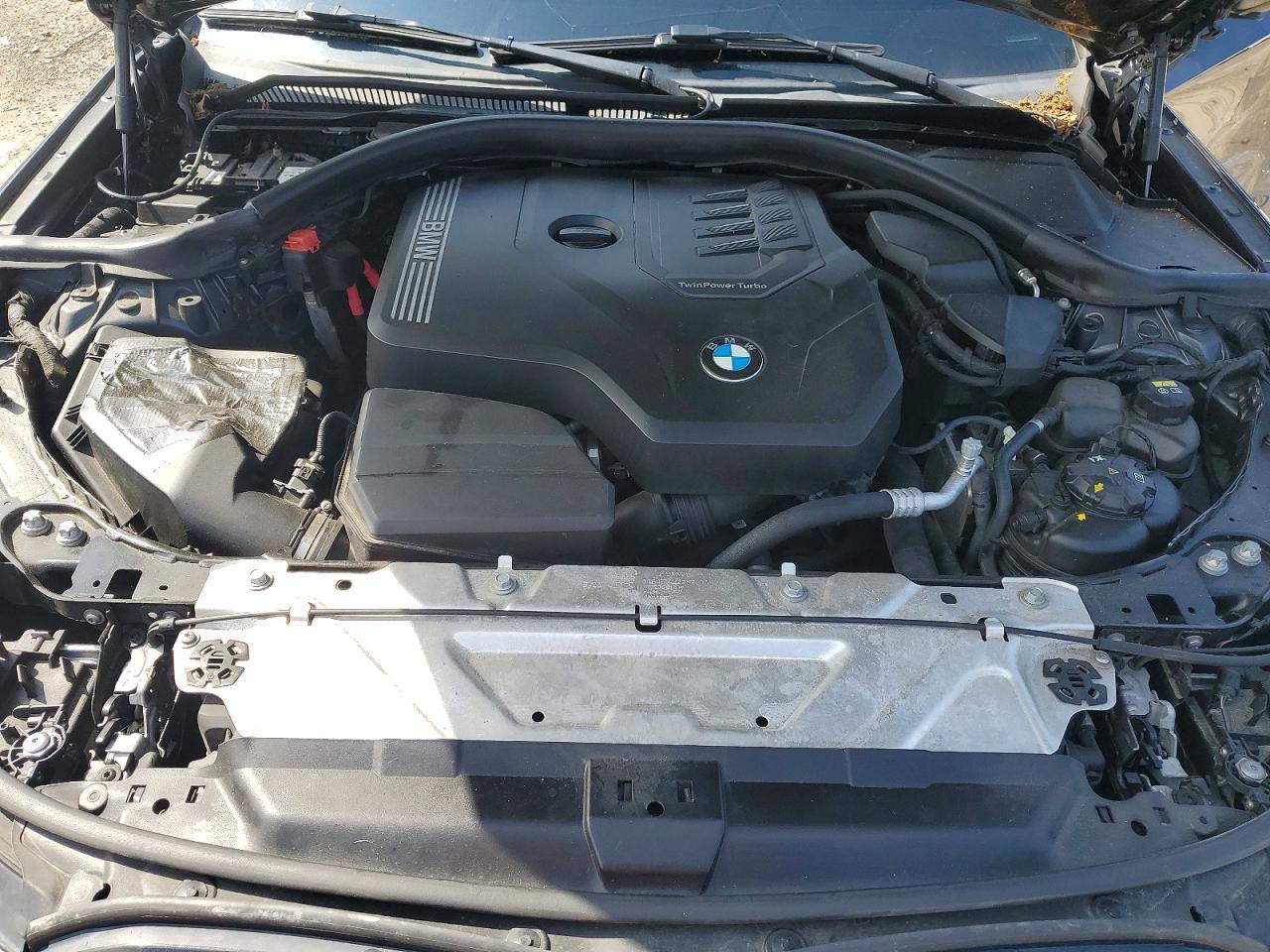 2021 BMW Seria 3 330i - zdjęcie 11