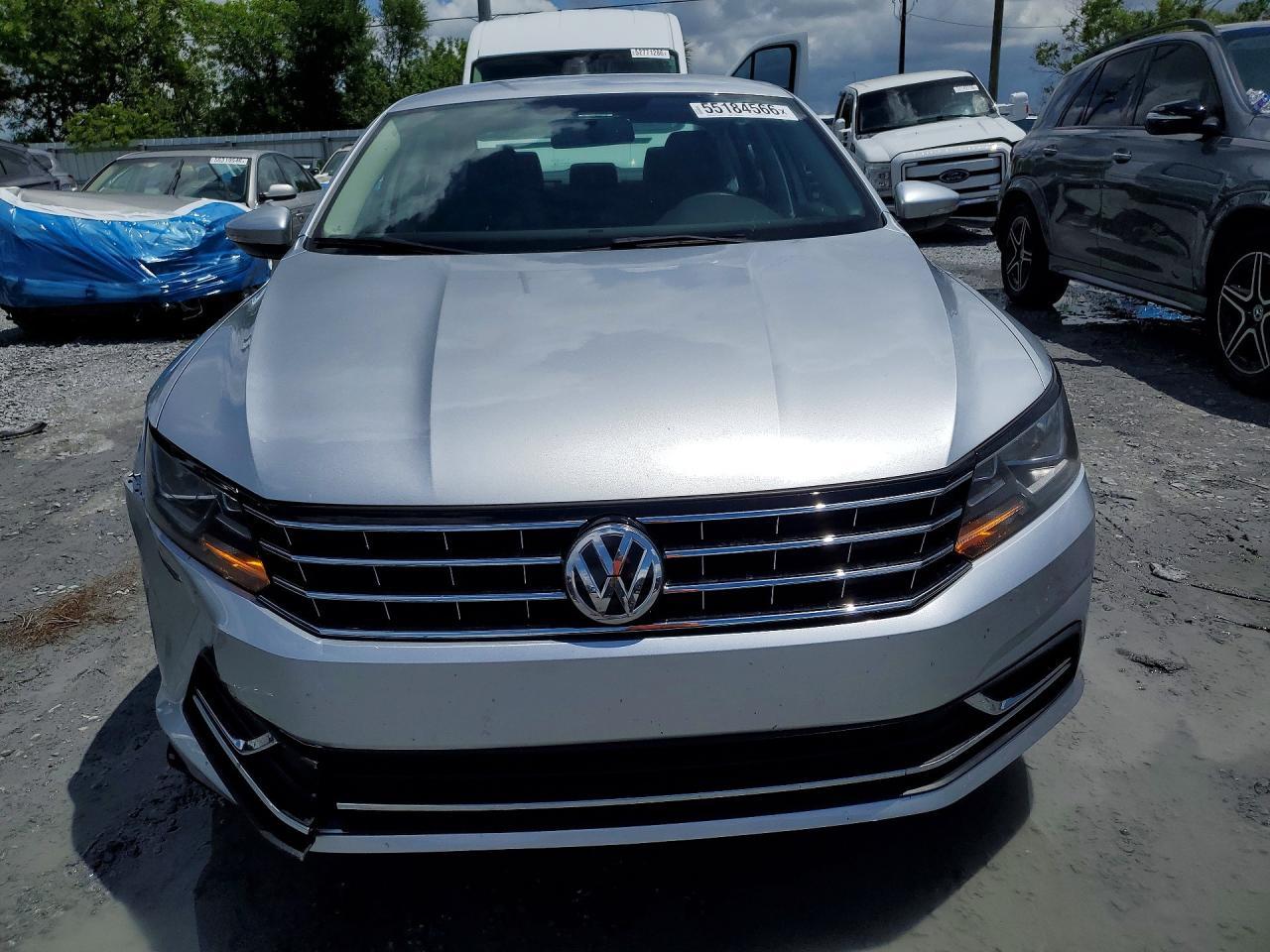 2017 Volkswagen Passat S - zdjęcie 5