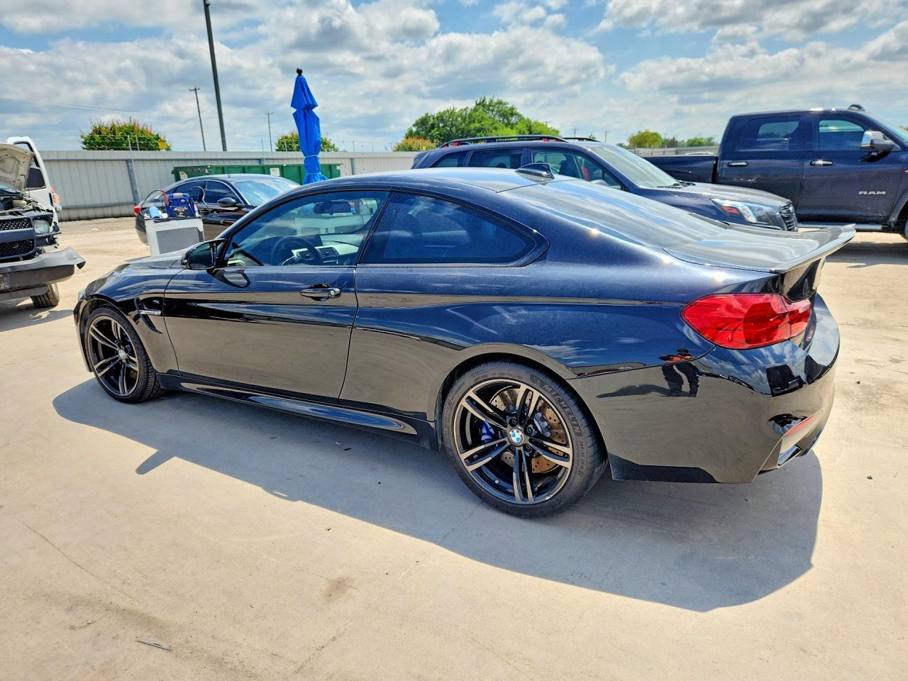 2015 BMW M4 - zdjęcie 2