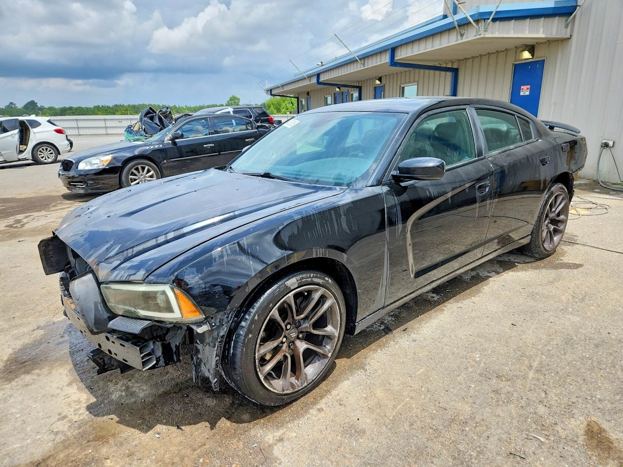 2013 Dodge Charger R - zdjęcie główne