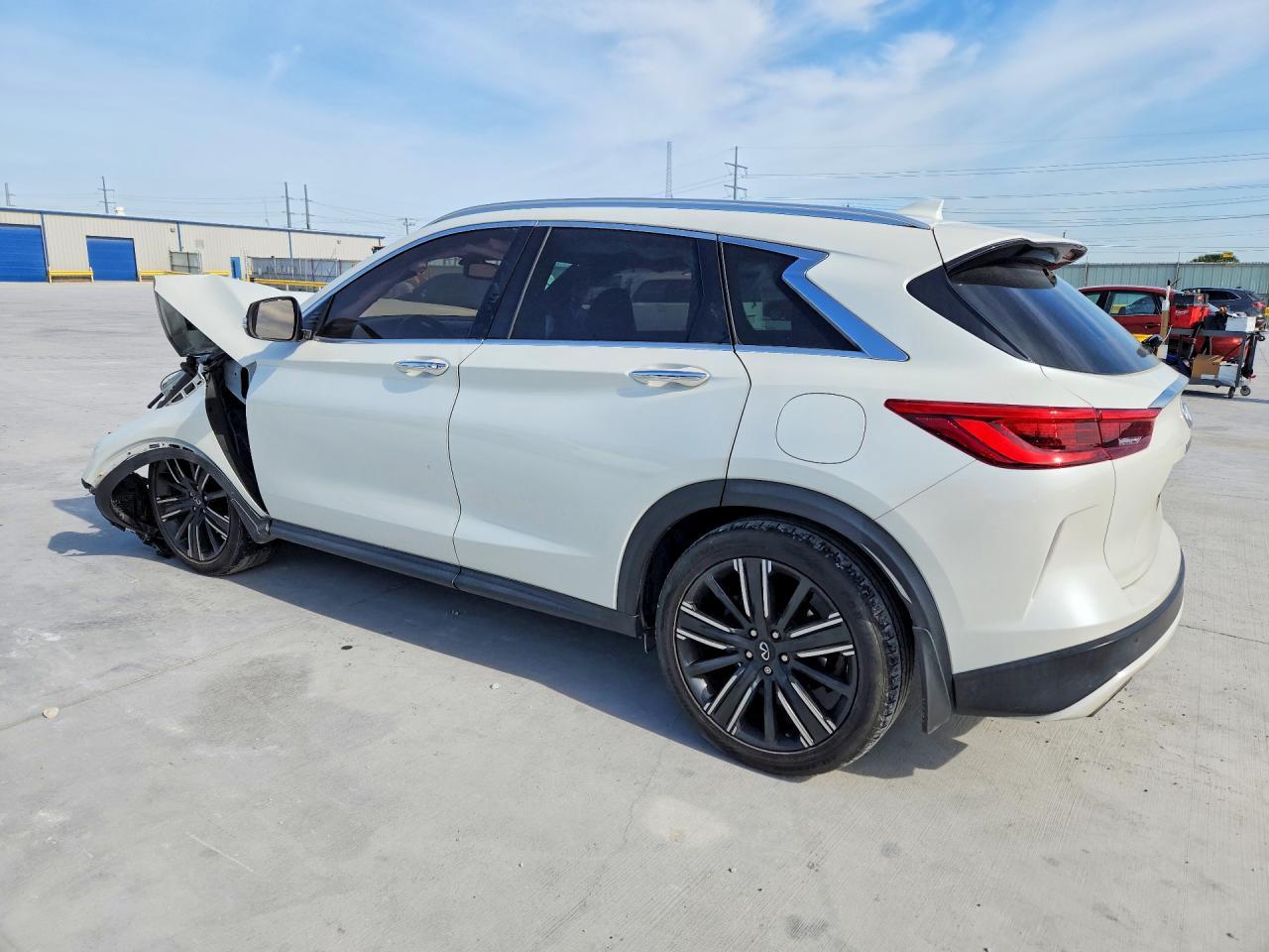 2021 Infiniti Qx50 Luxe - zdjęcie 2