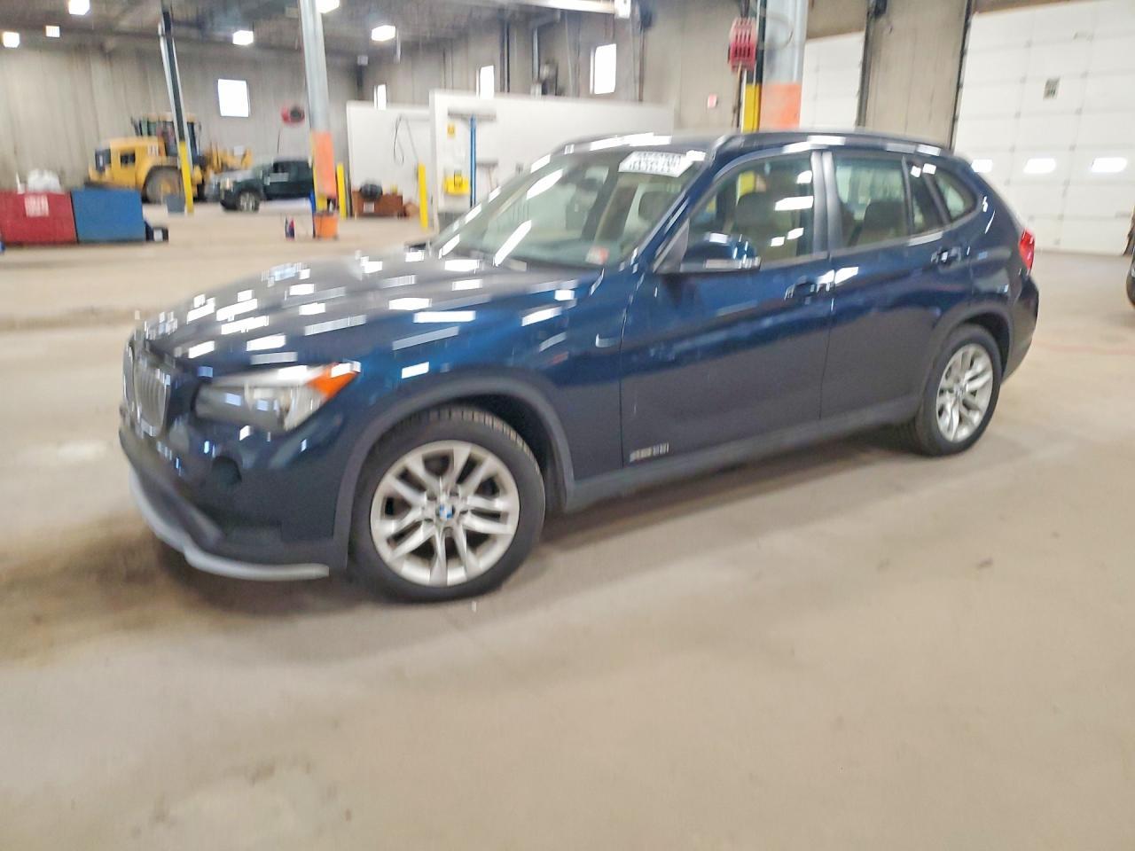 2015 BMW X1 xDrive28I - zdjęcie główne