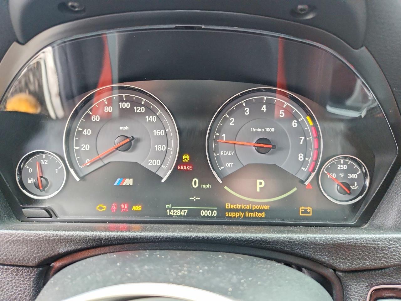 2015 BMW M3 - zdjęcie 9