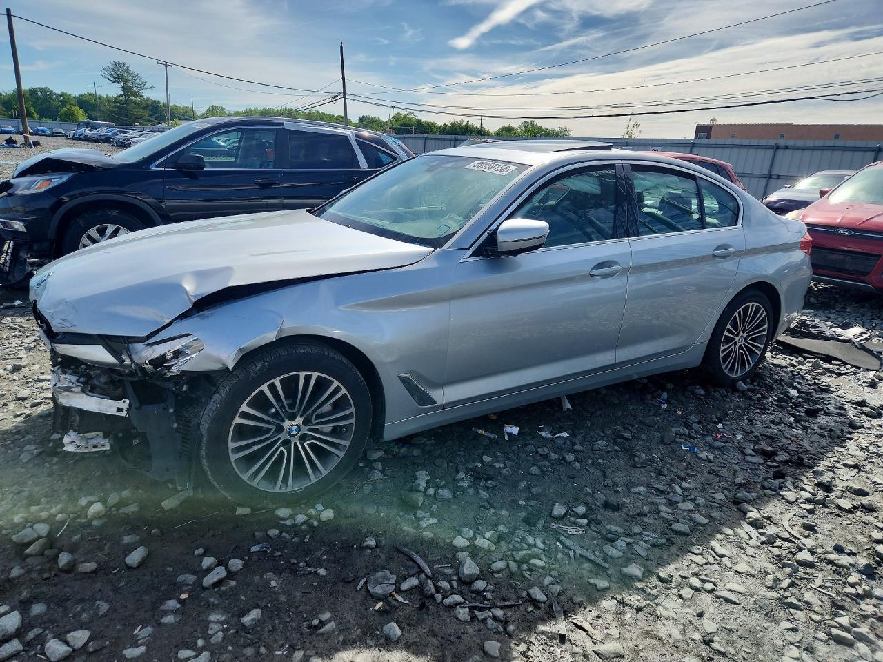2020 BMW 530 Xi - zdjęcie główne