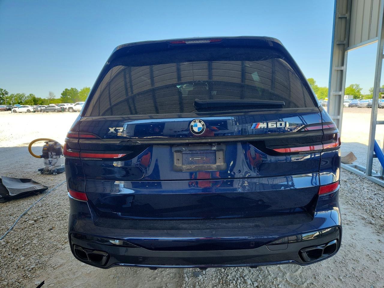 2024 BMW X7 M60I - zdjęcie 6