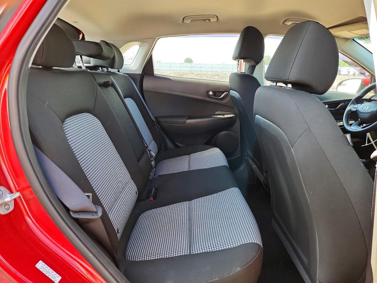 2022 Hyundai Kona Se - zdjęcie 11
