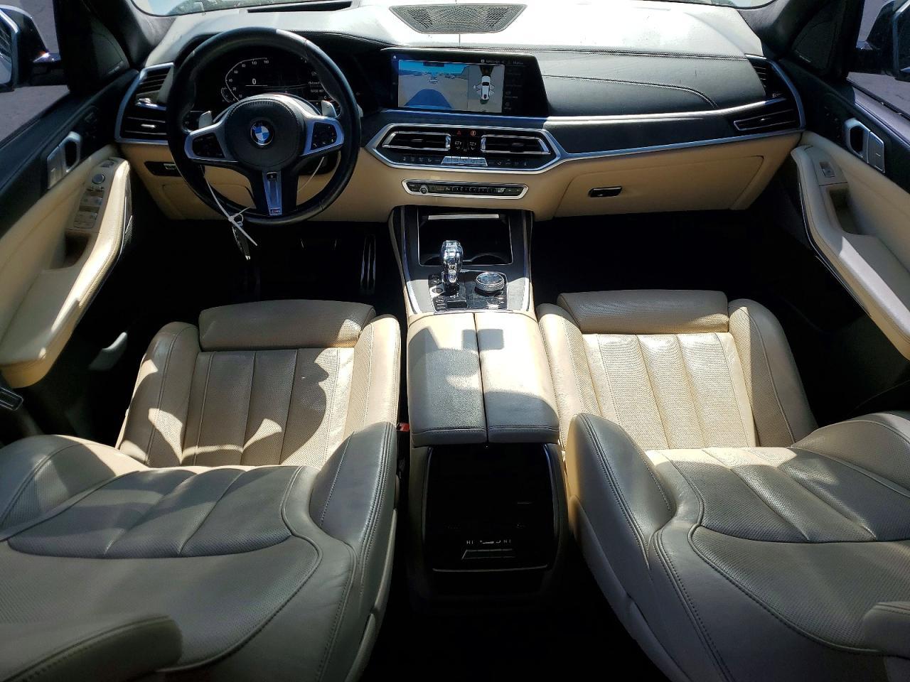 2021 BMW X7 xDrive40I - zdjęcie 8