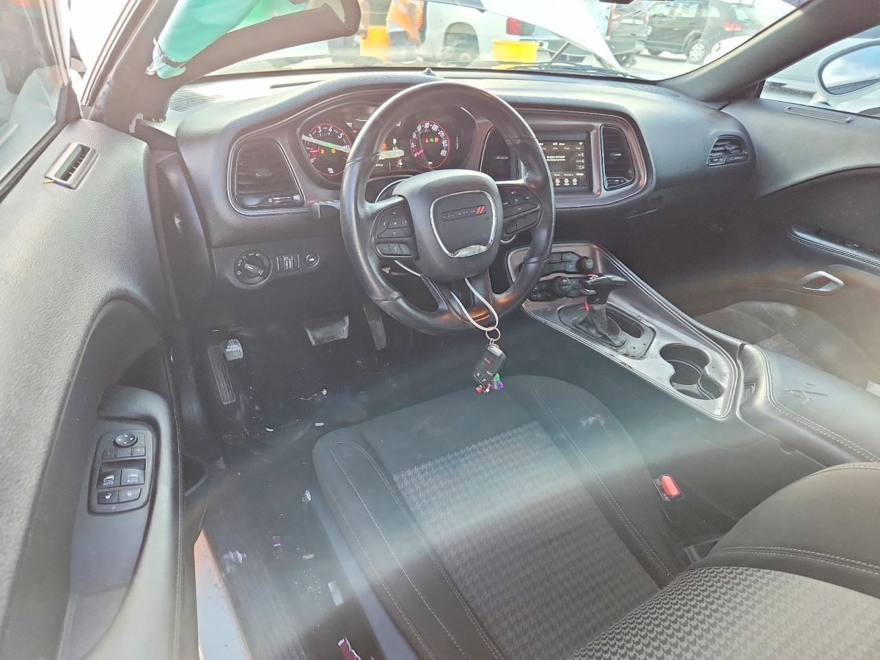 2023 Dodge Challenger Sxt - zdjęcie 8