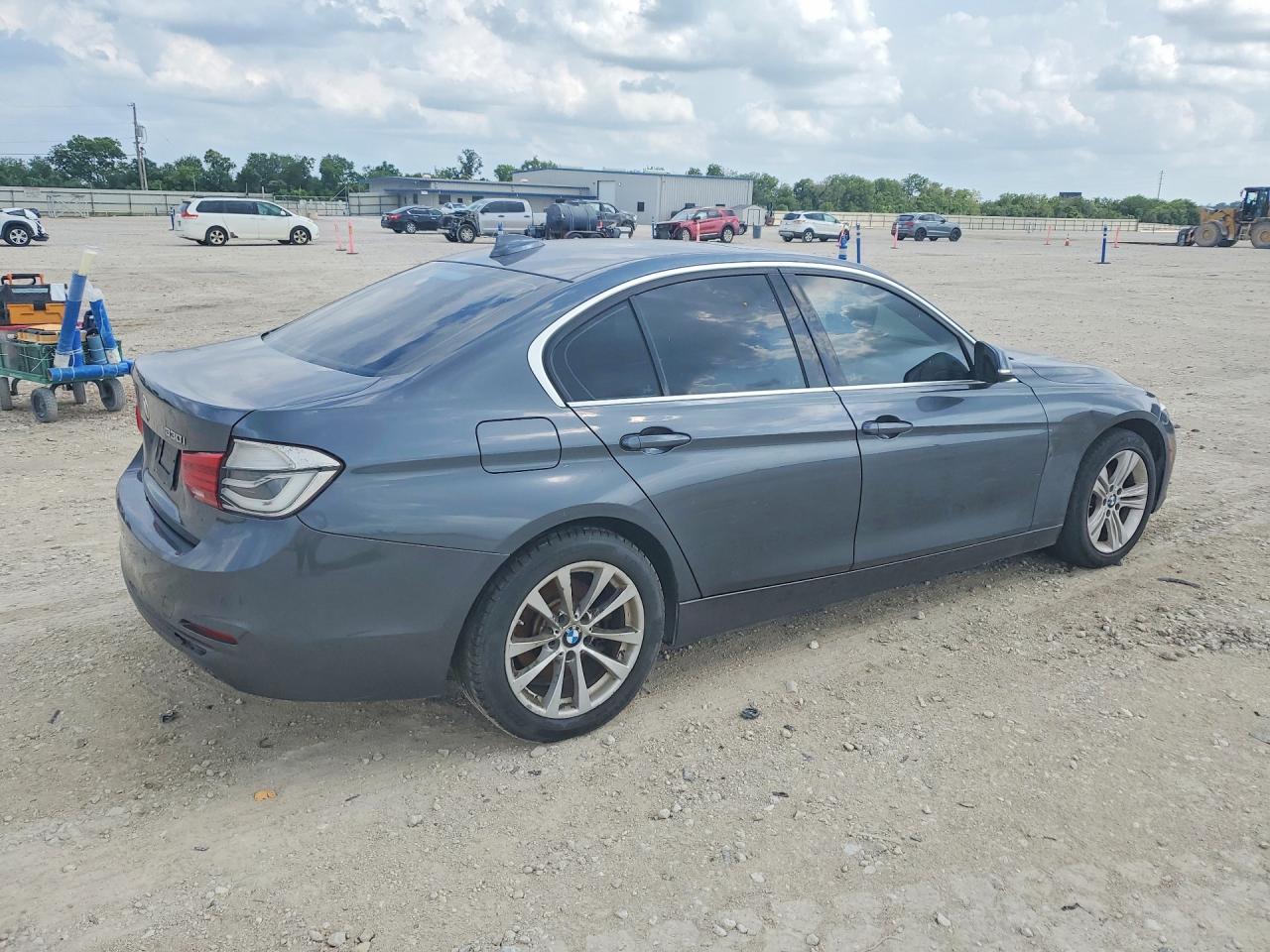 BMW Seria 3 - zdjęcie 3