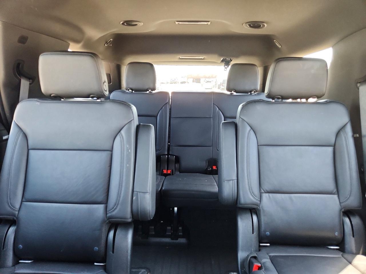 2021 Chevrolet Tahoe K1500 Z71 - zdjęcie 10