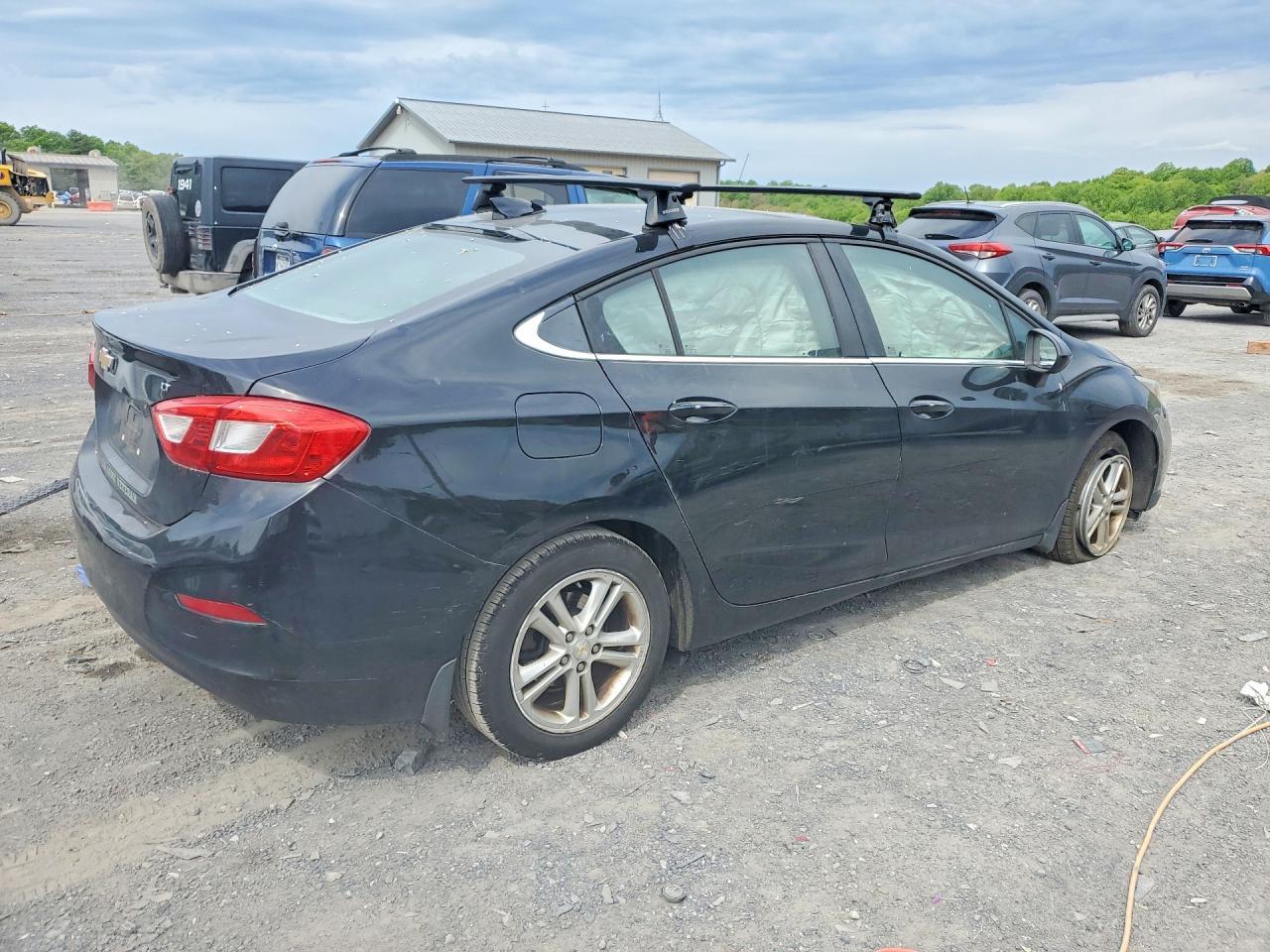 2017 Chevrolet Cruze - zdjęcie 3