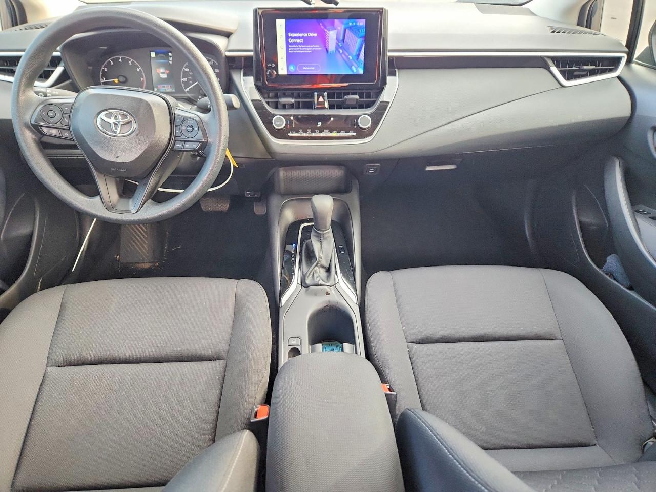 2025 Toyota Corolla Le - zdjęcie 8