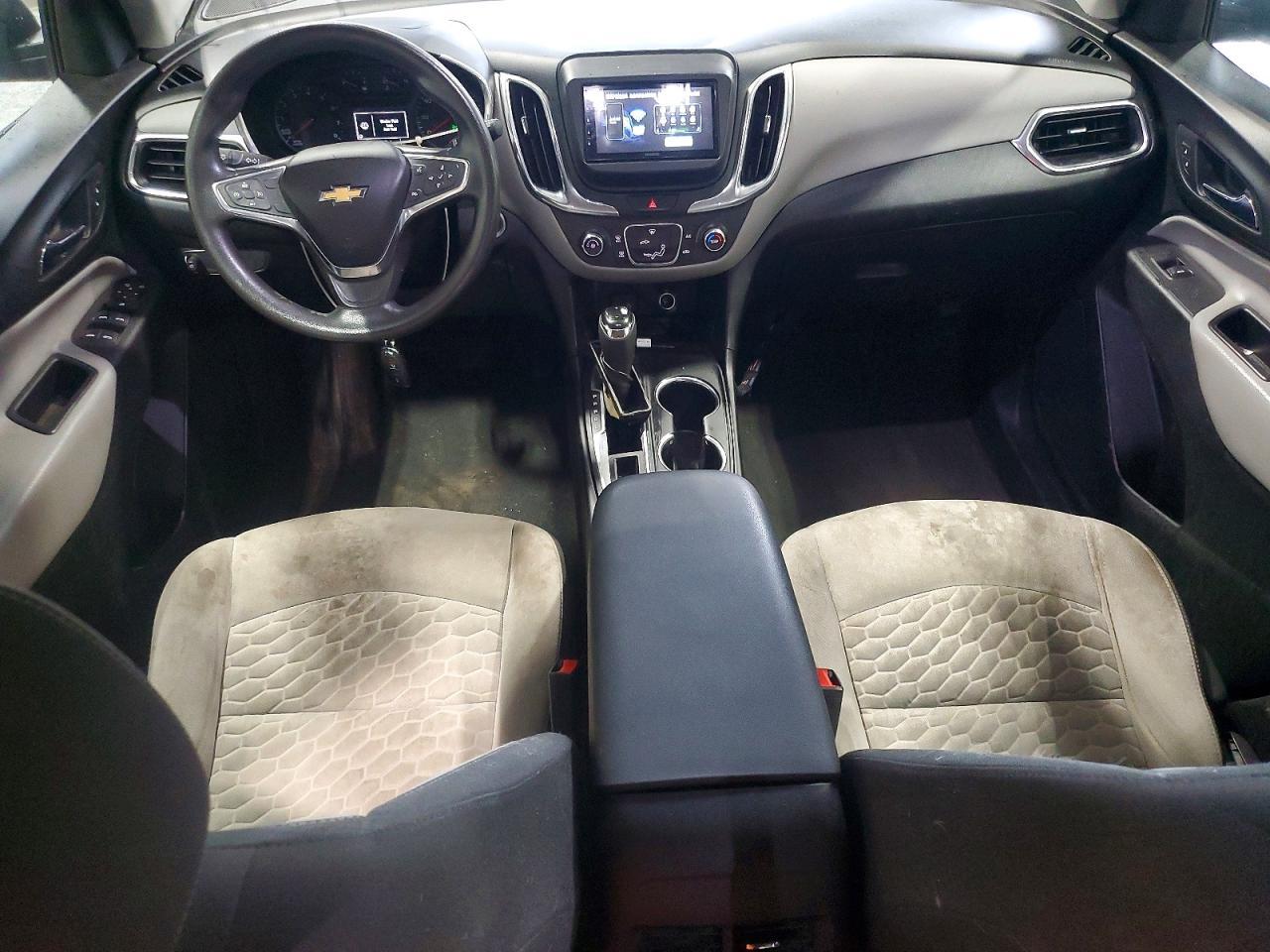 2018 Chevrolet Equinox Ls - zdjęcie 8