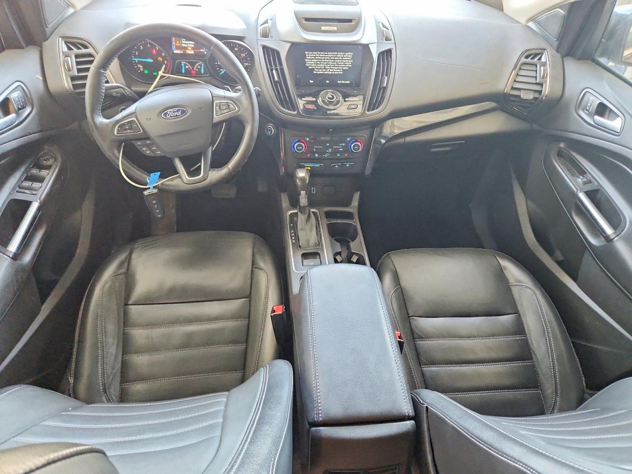 2017 Ford Escape Titanium - zdjęcie 8