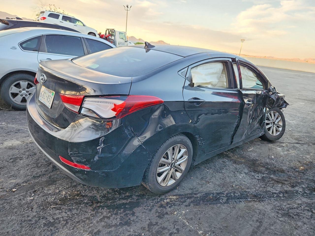 2014 Hyundai Elantra Se - zdjęcie 3